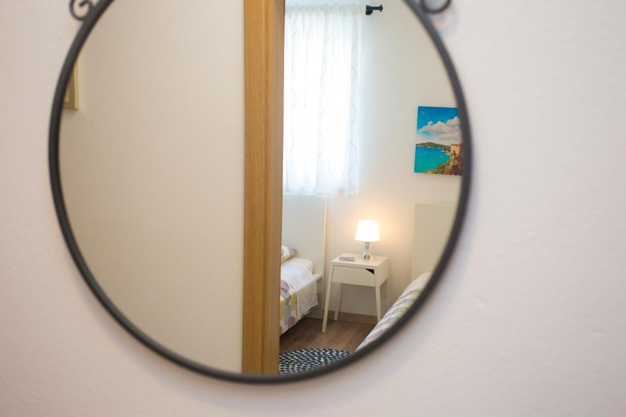 Apartman Girasol Pula Apartamento Exterior foto