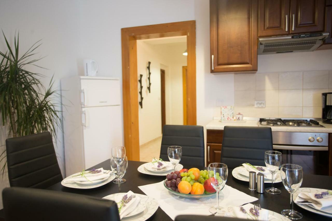 Apartman Girasol Pula Apartamento Exterior foto